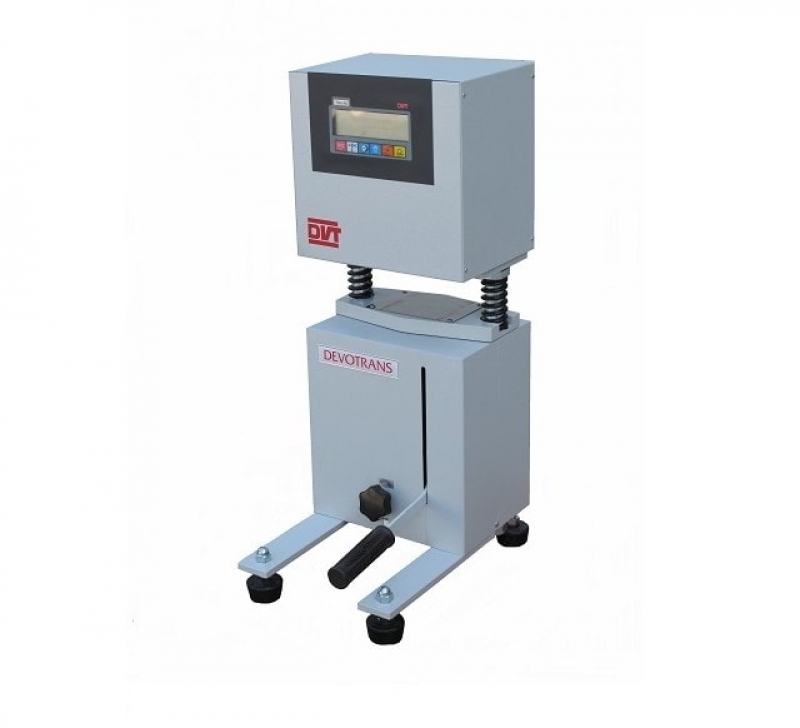 HAND OPERATED TENSILE OR COMPRESSION TEST MACHINE DVT MC1T