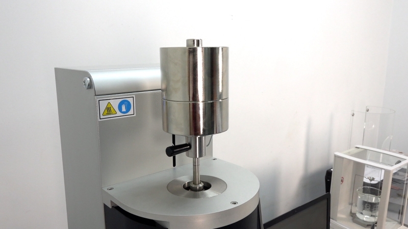 TOUCH-SCREEN MELT FLOW INDEXER (MFI)